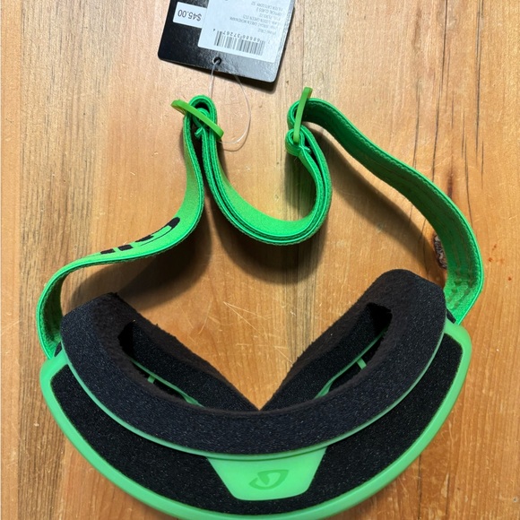 Giro Cruz Bright Green Adult Ski Goggles Expansion View - Picture 8 of 8